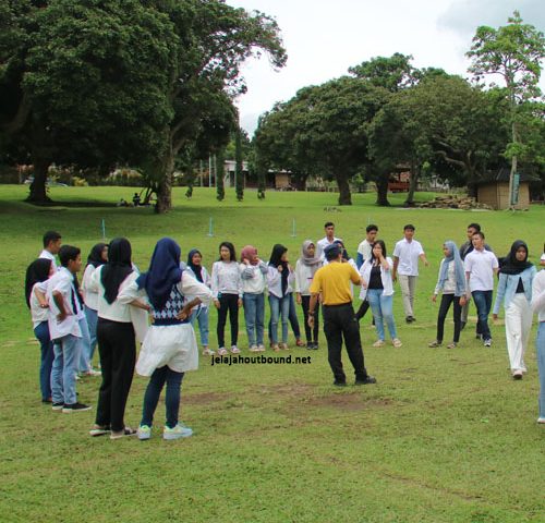 outbound di bukit alam